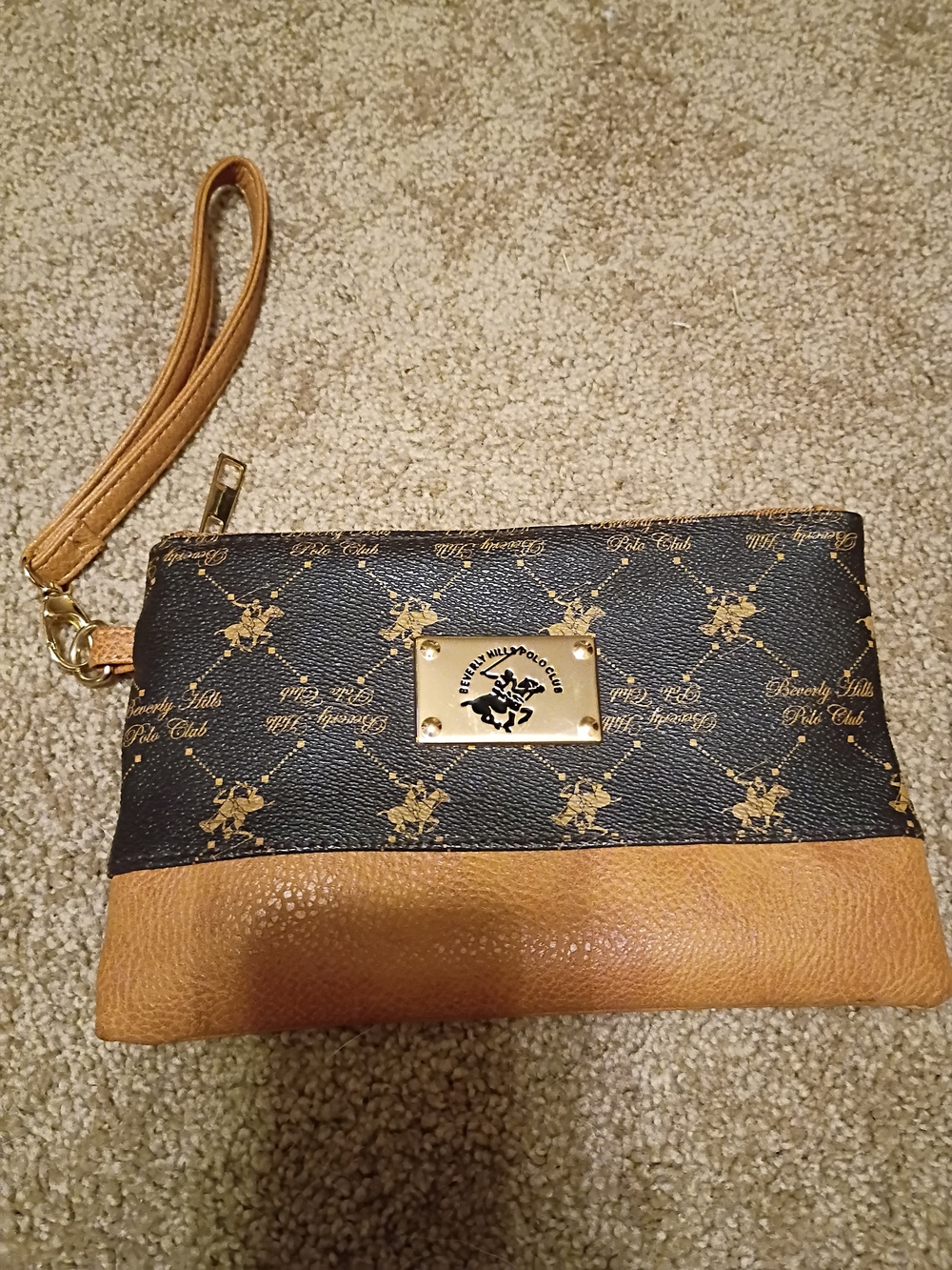 Beverly Hills Polo Club Black & Tan Logo Wristlet Clutch (NEW)